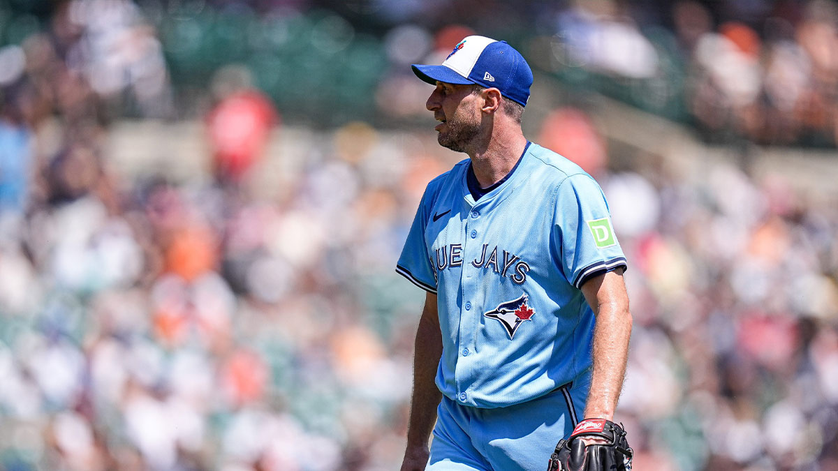 Toronto Blue Jays pitcher Max Scherzer (31) walks off the filed after pitching against Detroit Tigers in the sixth inning