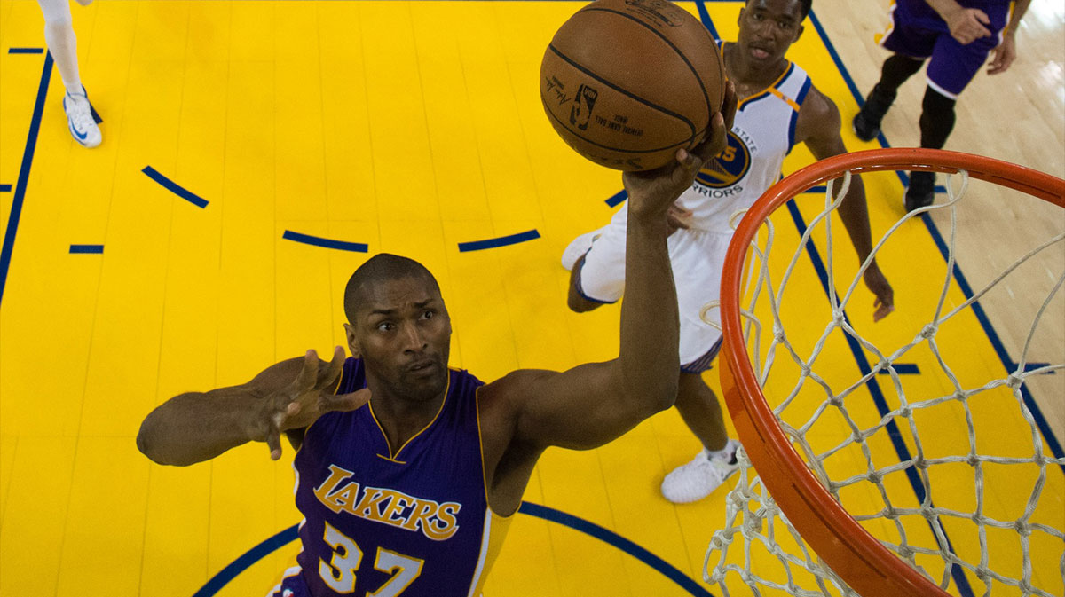 Los Angeles Lakers forward Metta World Peace (37) shoots the basketball during the second half against the Golden State Warriors at Oracle Arena. The Warriors defeated the Lakers 109-94.