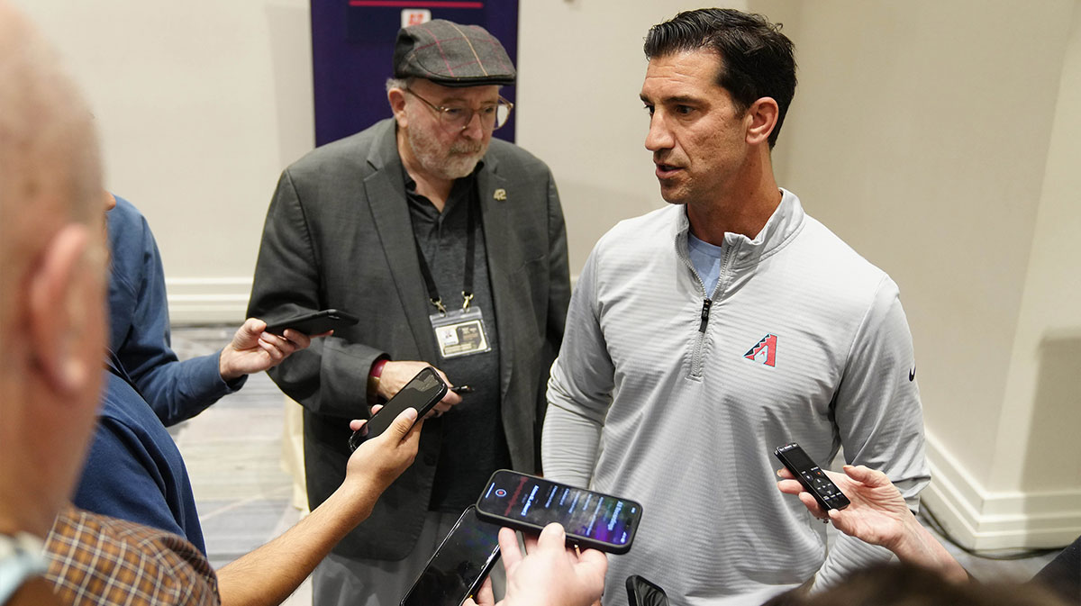 Diamondbacks news: GM gives direct insight on trade deadline talks, Mike Hazen, Arizona Diamondbacks