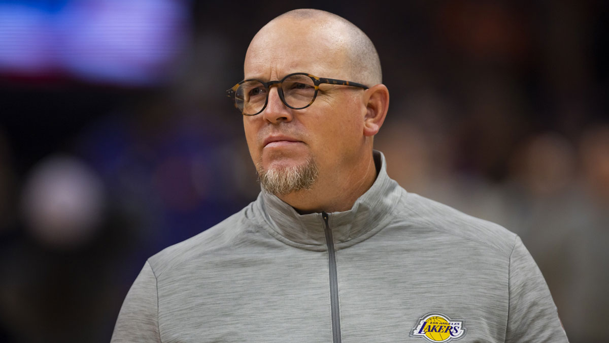 Los Angeles Lakers assistant coach Mike Penberthy against the Phoenix Suns at Footprint Center.