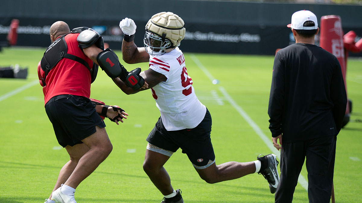 San Francisco 49ers defensive end Mykel Williams (98) works on a blocking drill during the first day of training camp at SAP Performance Facility.