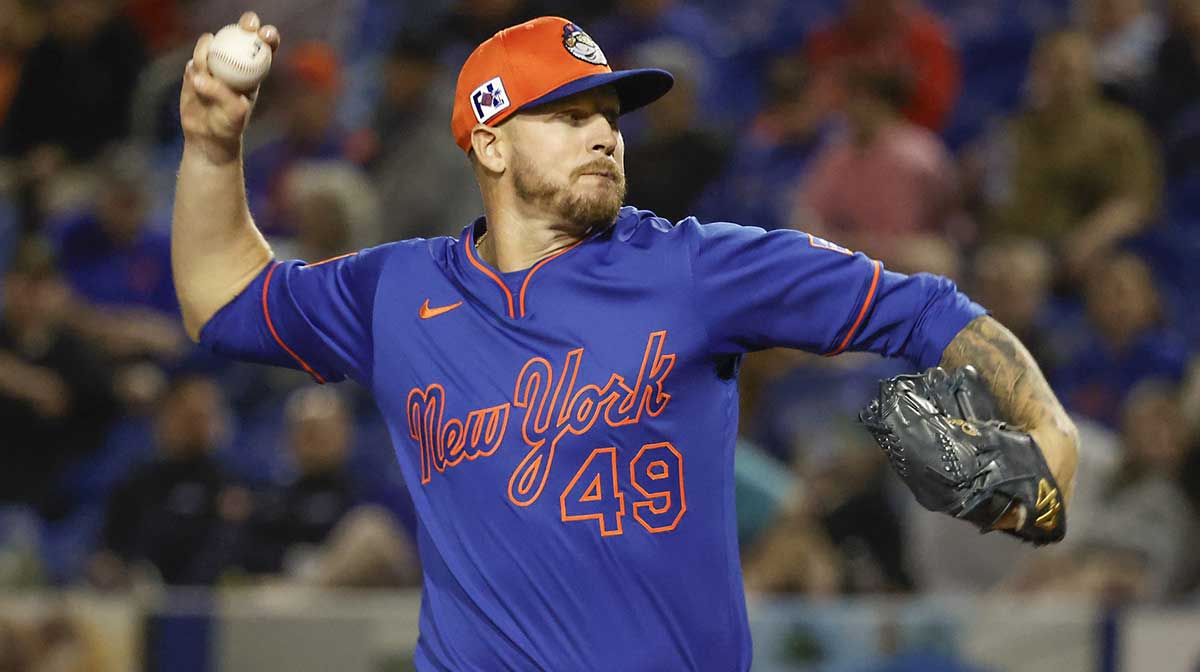 Mets news: New York designates veteran pitcher for assignment, Chris Devenski