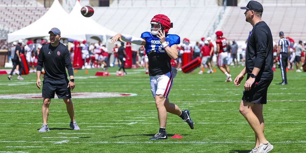 Oklahoma Sooners quarterback John Mateer (10) throws during the Crimson Combine at Gaylord Family-Oklahoma Memorial Stadium.