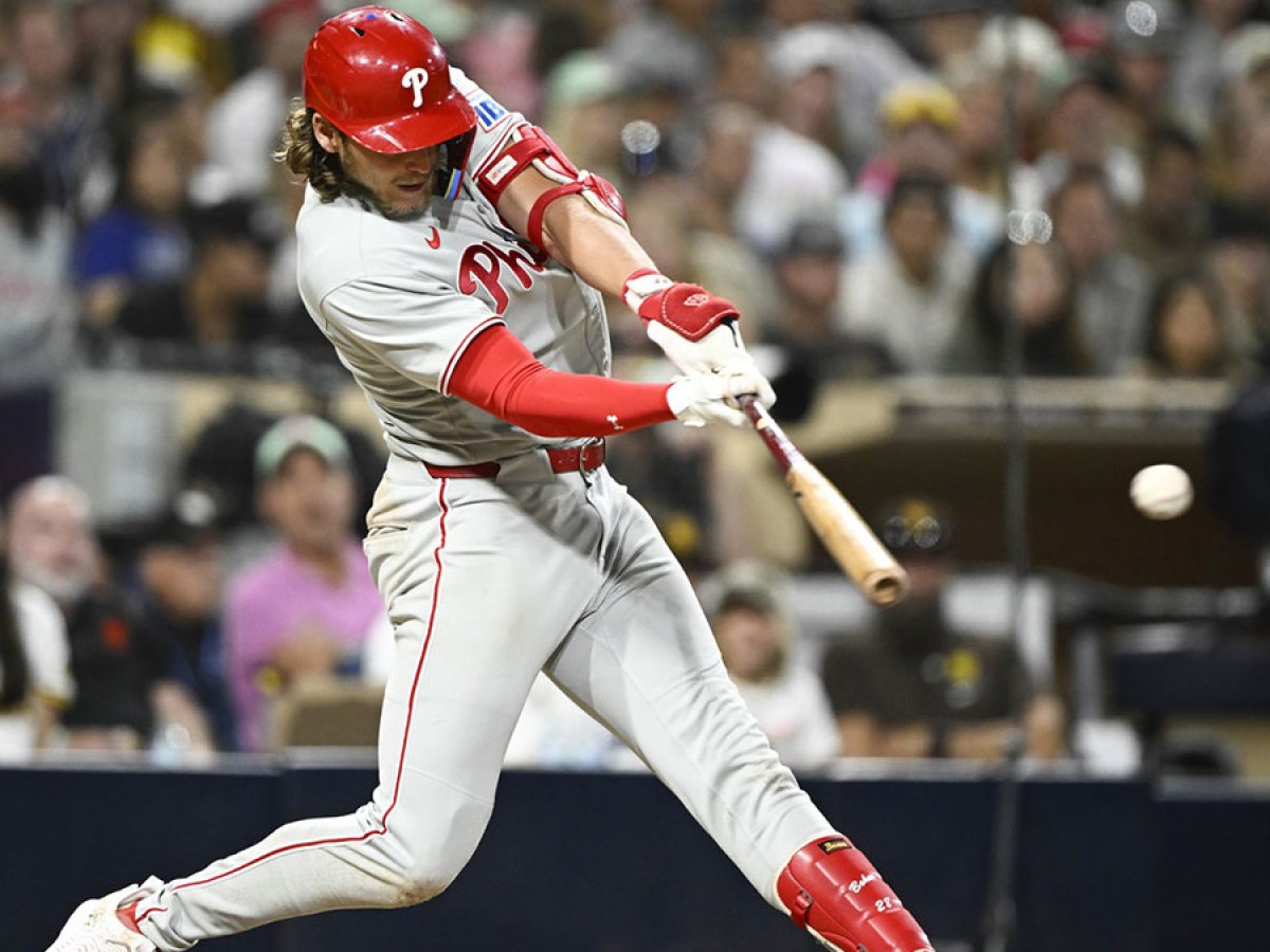 Phillies news: Alec Bohm leaves Padres game with injury after scary moment