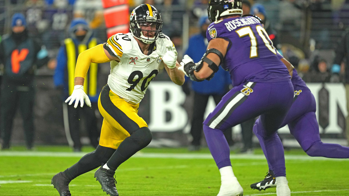 Pittsburgh Steelers linebacker T.J. Watt (90) rushes in the second quarter against Baltimore Ravens tackle Roger Rosengarten (70) at M&T Bank Stadium.
