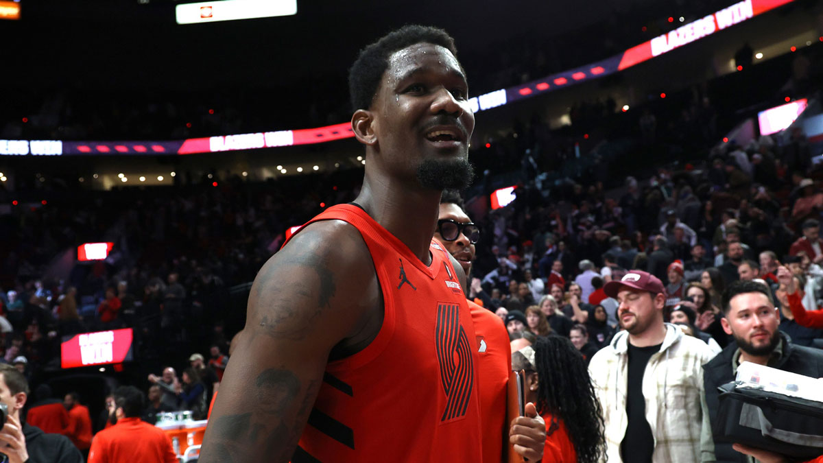 Portland Trail Blazers center Deandre Ayton (2) reacts after helping secure a 121-119 overtime win against the Phoenix Suns at Moda Center.
