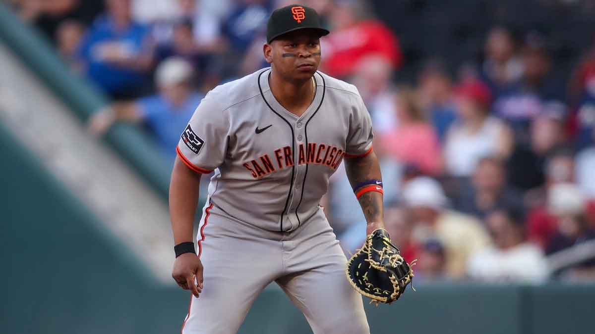 San Francisco Giants first baseman Rafael Devers (16) in the field against the Atlanta Braves in the first inning at Truist Park.