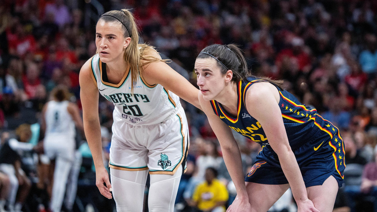 Indiana, USA; New York Liberty guard Sabrina Ionescu (20) and Indiana Fever guard Caitlin Clark (22) in the second half at Gainbridge Fieldhouse.