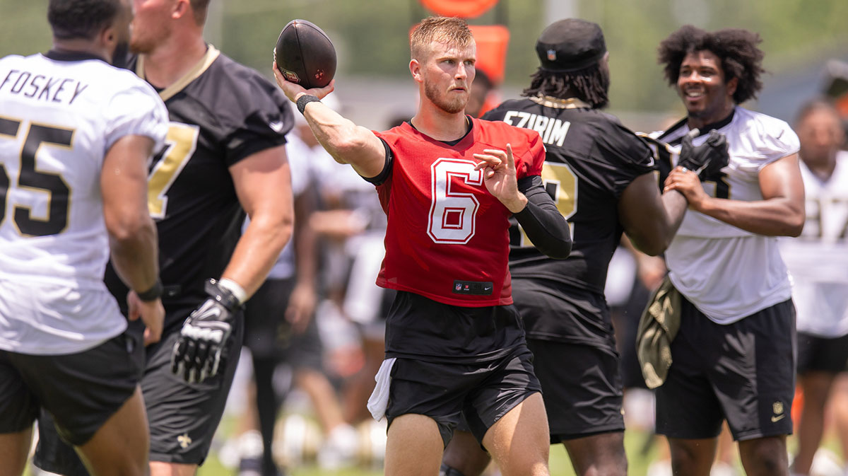 New Orleans Saints quarterback Tyler Shough (6) passes the ball during minicamp at Ochsner Sports Performance Center.