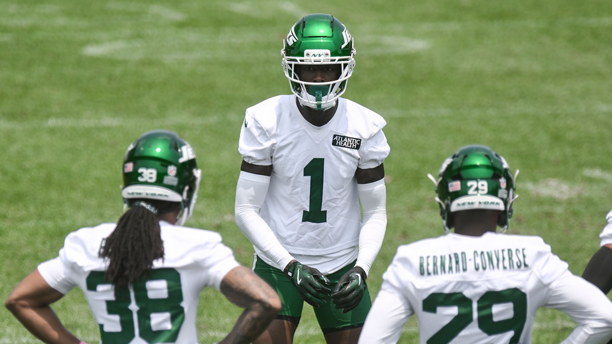 Jun 11, 2025; Florham Park, NY, USA; New York Jets cornerback Sauce Gardner (1) participates in a drill during minicamp at Atlantic Health Jets Training Center. Mandatory Credit: John Jones-Imagn Images
