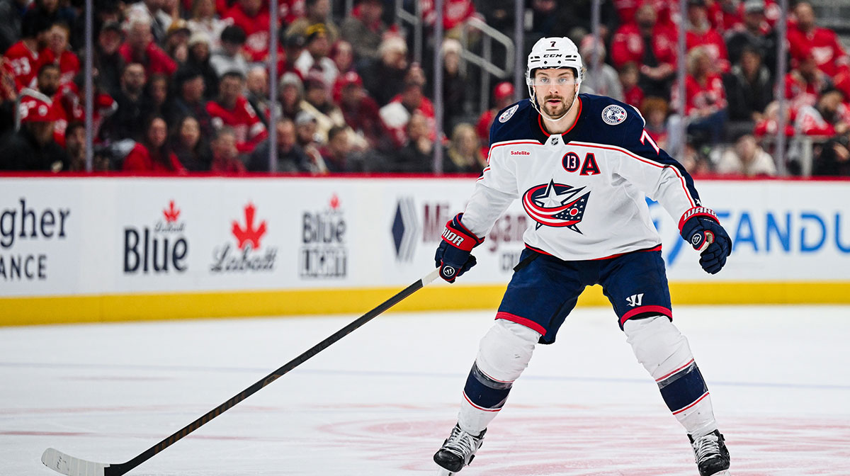 Bruins reunite with veteran center after 4 years in Columbus