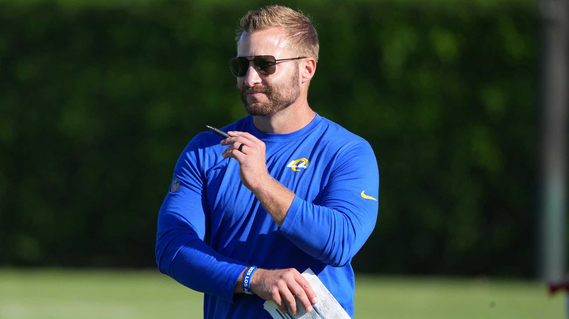 Rams’ Sean McVay labeled a ‘mastermind’ by Davante Adams