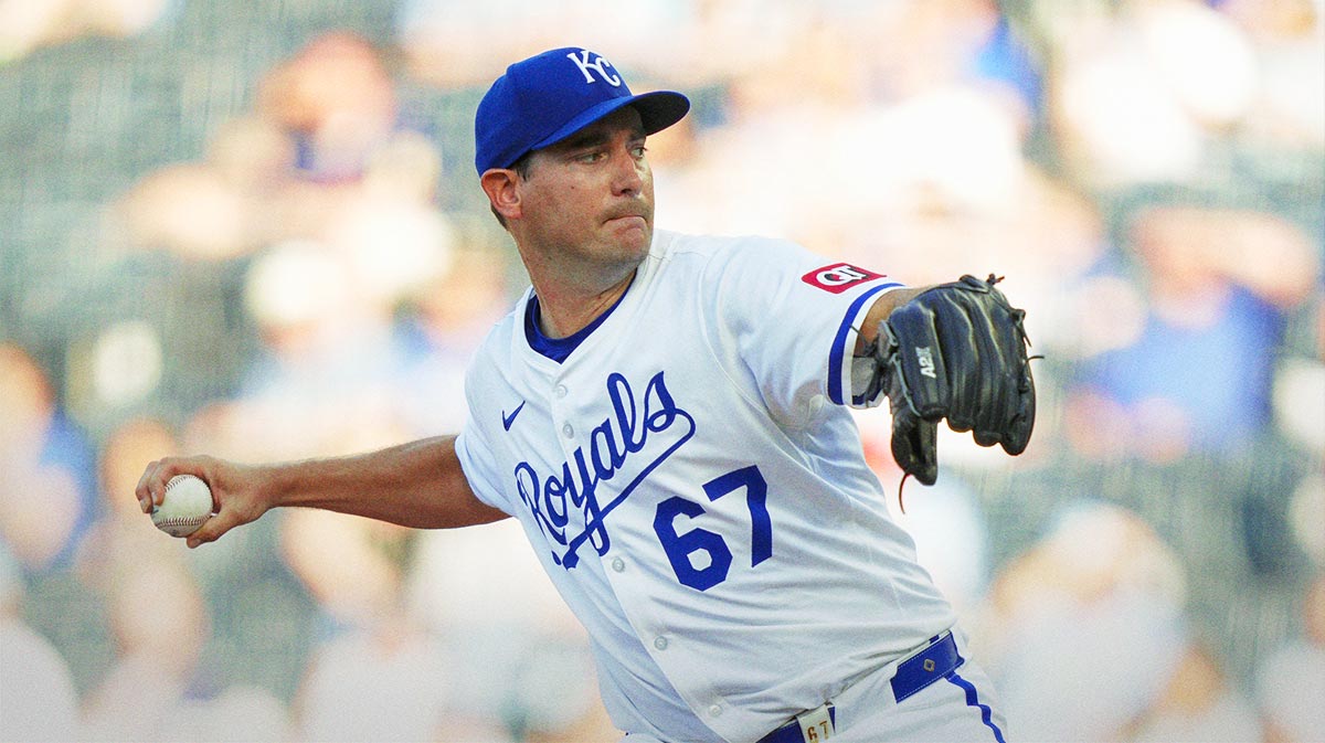 Kansas City Royals starting pitcher Seth Lugo (67) pitches during the first inning against the Pittsburgh Pirates at Kauffman Stadium.