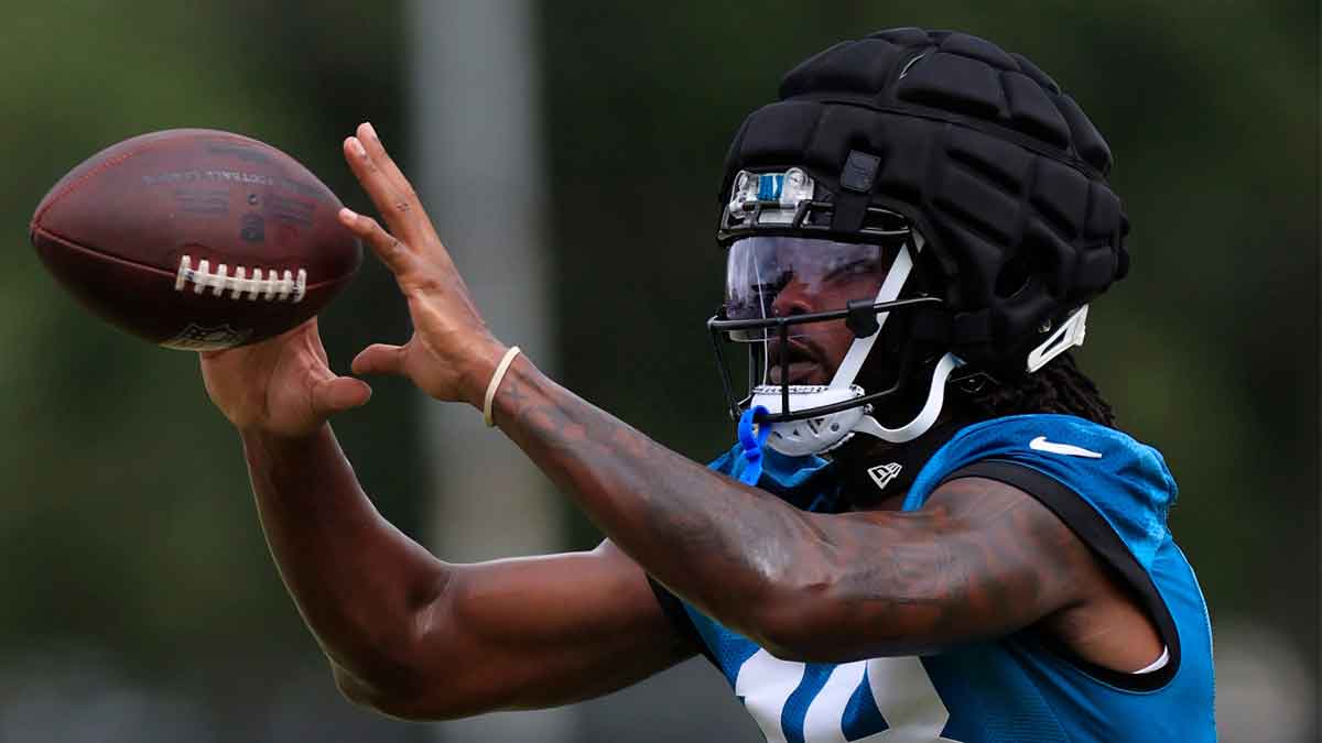 Jacksonville Jaguars wide receiver Seth Williams (18) catches a pass during a combined NFL football training camp session between the Tampa Bay Buccaneers and Jacksonville Jaguars Thursday, Aug. 15, 2024 at EverBank Stadium’s Miller Electric Center in Jacksonville, Fla.