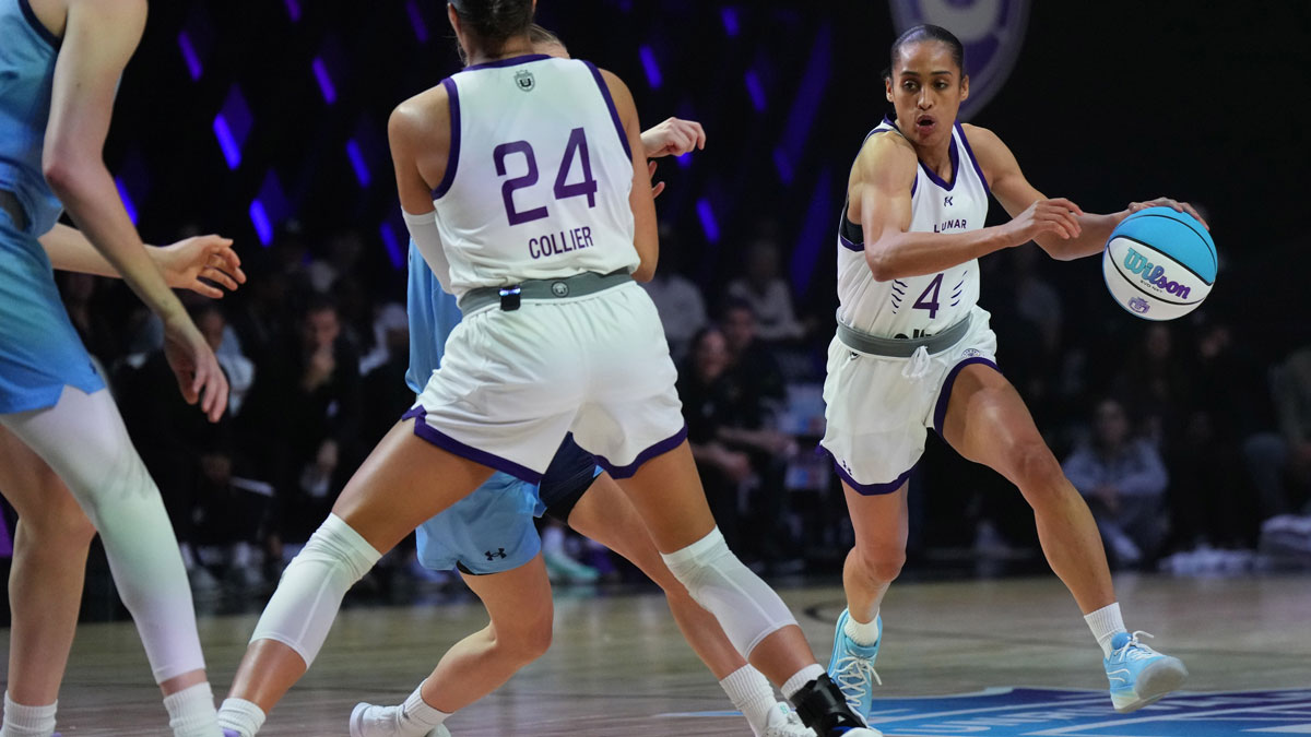 Skylar Diggins of the Lunar Owls drives toward the basket during the first half of the game against the Mist of the Unrivaled women’s professional 3v3 basketball league at Wayfair Arena.
