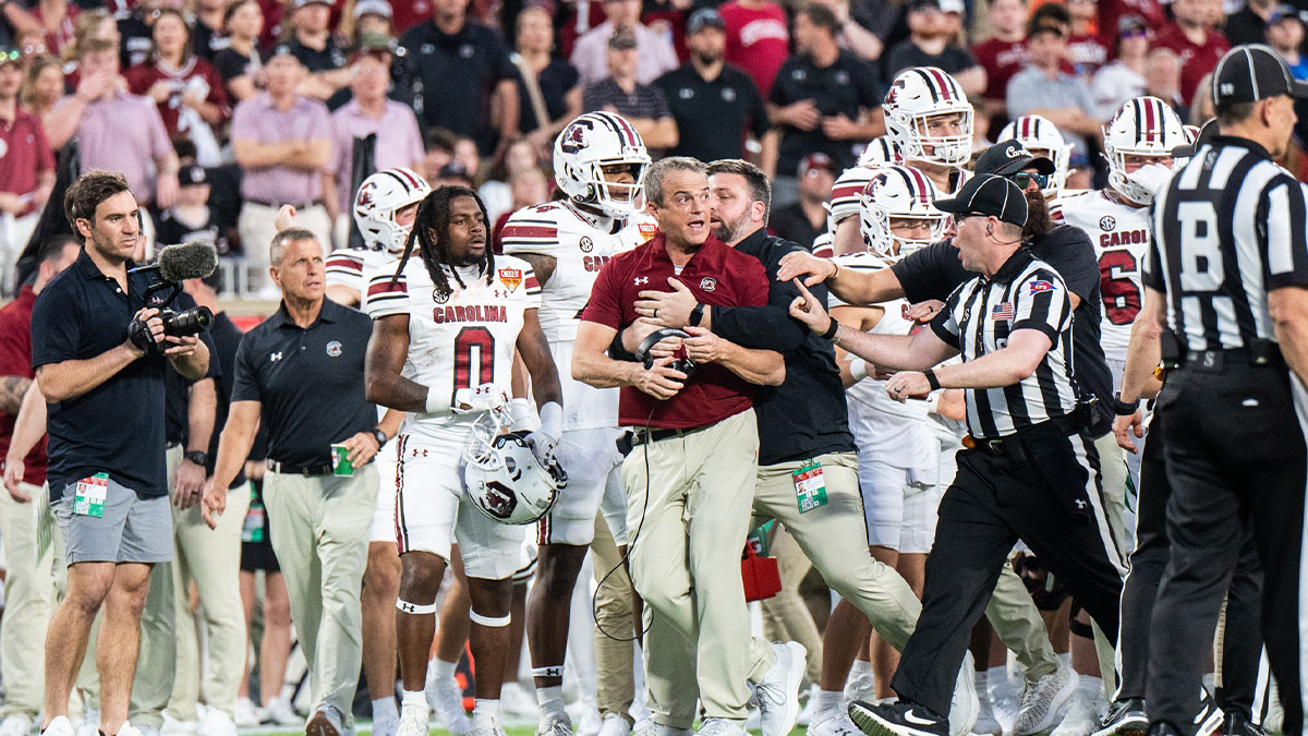 South Carolina Gamecocks head coach Shane Beamer reacts to the Illinois Fighting Illini in the third quarter at Camping World Stadium.