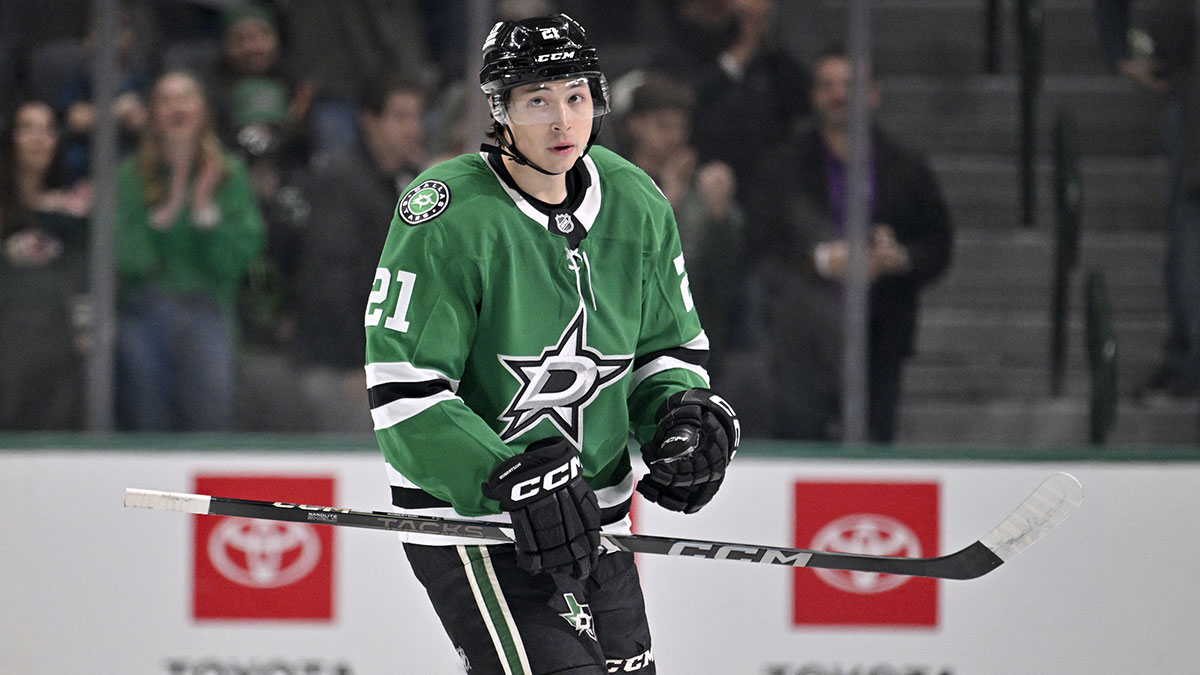 Dallas Stars left wing Jason Robertson (21) skates off the ice after he scores an empty net goal against against the Vancouver Canucks during the third period at the American Airlines Center.