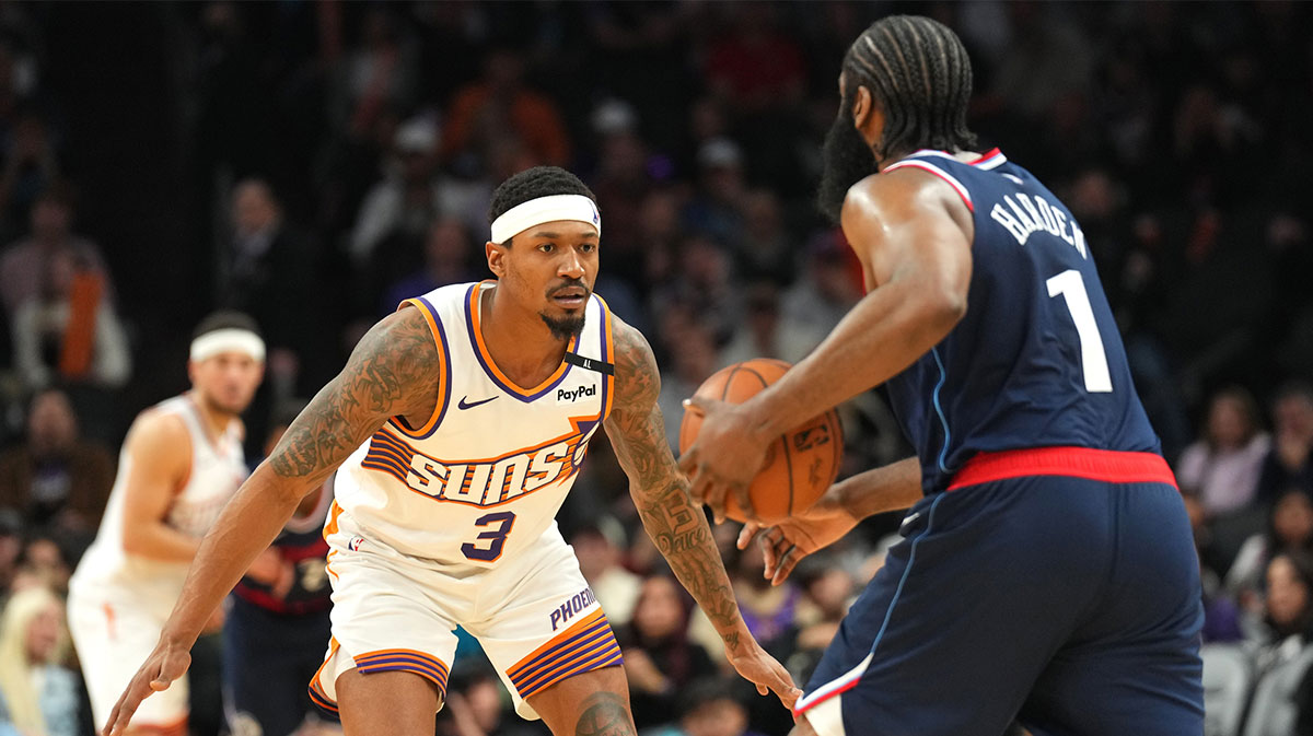 Suns' Bradley Beal defends Clippers' James Harden