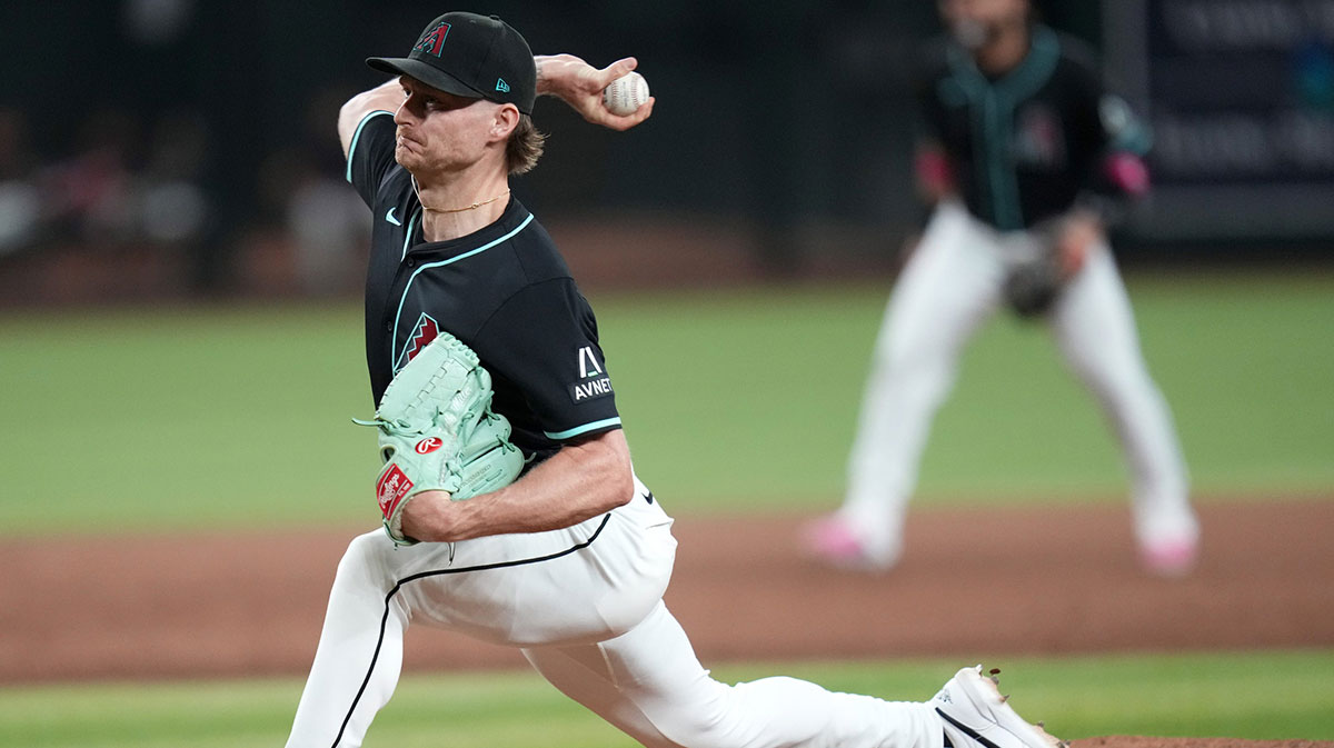 Arizona Diamondbacks right-hander Shelby Miller (18) pitches against the San Francisco Giants at Chase Field on June 30, 2025.