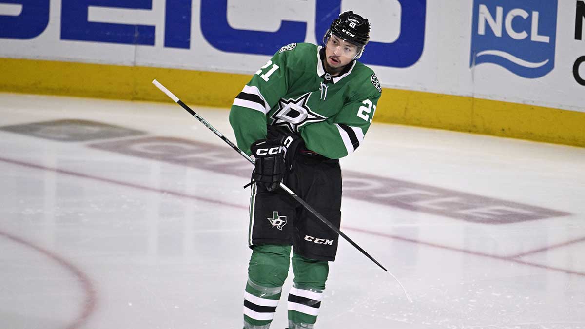 Dallas Stars left wing Jason Robertson (21) during the third period in game five of the Western Conference Final of the 2025 Stanley Cup Playoffs at American Airlines Center.