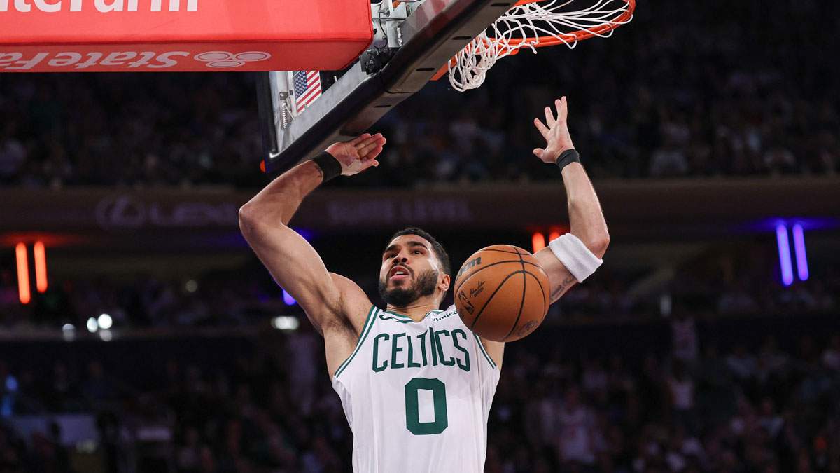 Boston Celtics forward Jayson Tatum (0) dunks the ball in the second half during game four of the second round for the 2025 NBA Playoffs against the New York Knicks at Madison Square Garden.