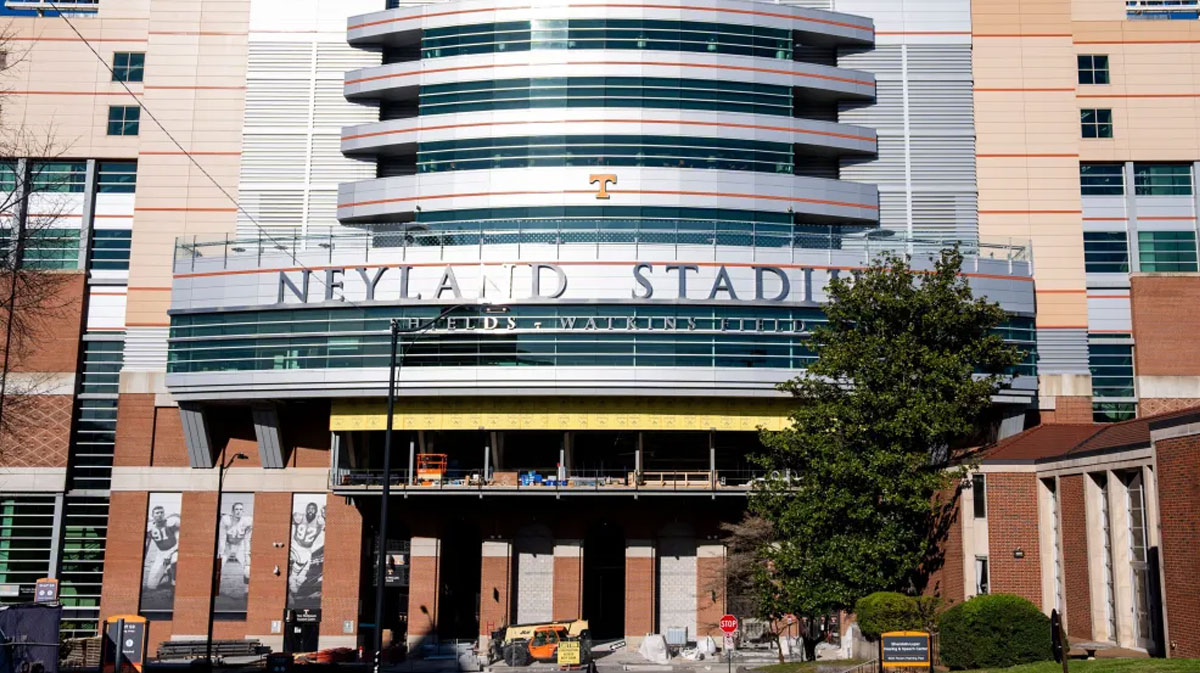 Neyland Stadium is a perfect back drop to show off your Vol spirit in your graduation photos, whether it be a photo from Peyton Manning Pass or from on top of the G-10 Garage.