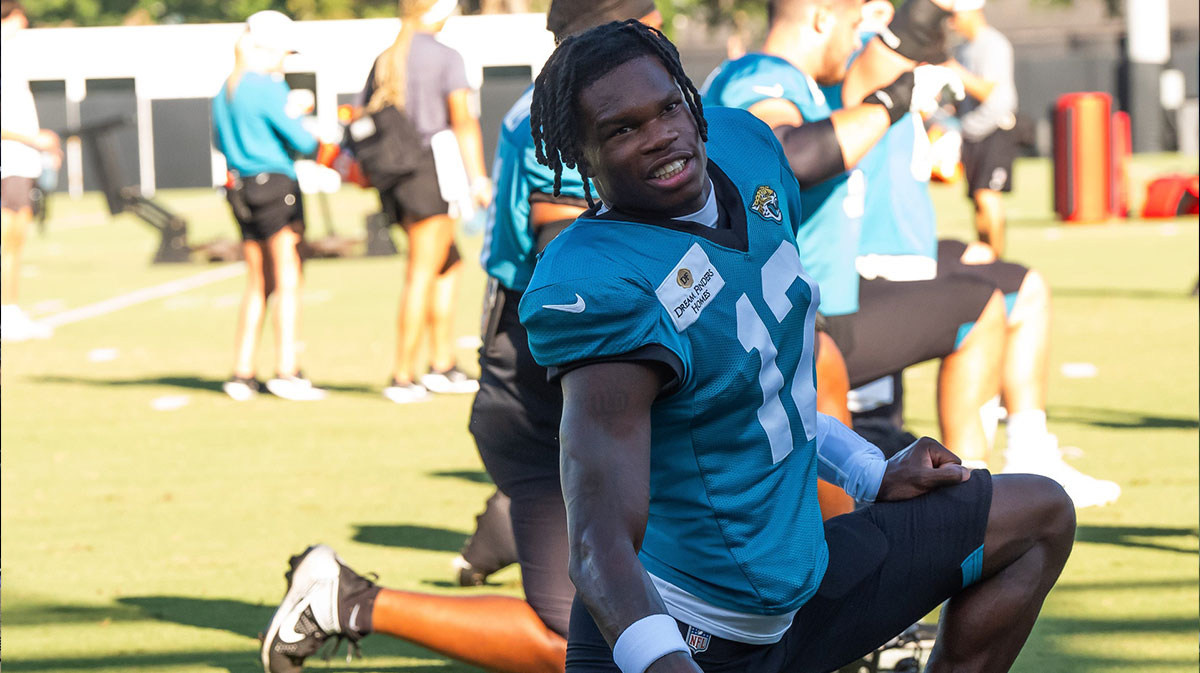 Jaguars’ Travis Hunter will play both ways during Friday’s training camp scrimmage