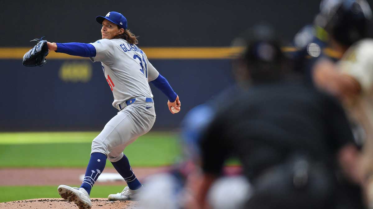 Jul 9, 2025; Milwaukee, Wisconsin, USA; Los Angeles Dodgers starting pitcher Tyler Glasnow (31) pitches during the first inning against the Milwaukee Brewers at American Family Field. Mandatory Credit: Patrick Gorski-Imagn Images