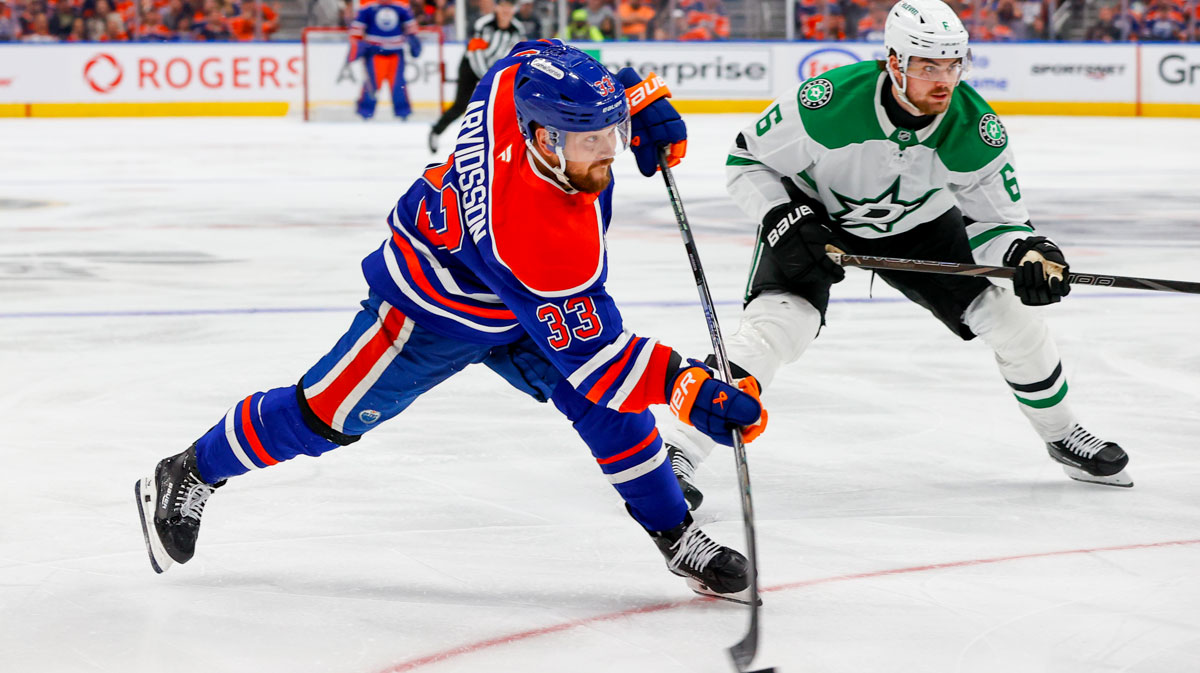Edmonton Oilers left wing Viktor Arvidsson (33) shots the puck past Dallas Stars defenseman Lian Bichsel (6) during the third period in game four of the Western Conference Final of the 2025 Stanley Cup Playoffs at Rogers Place
