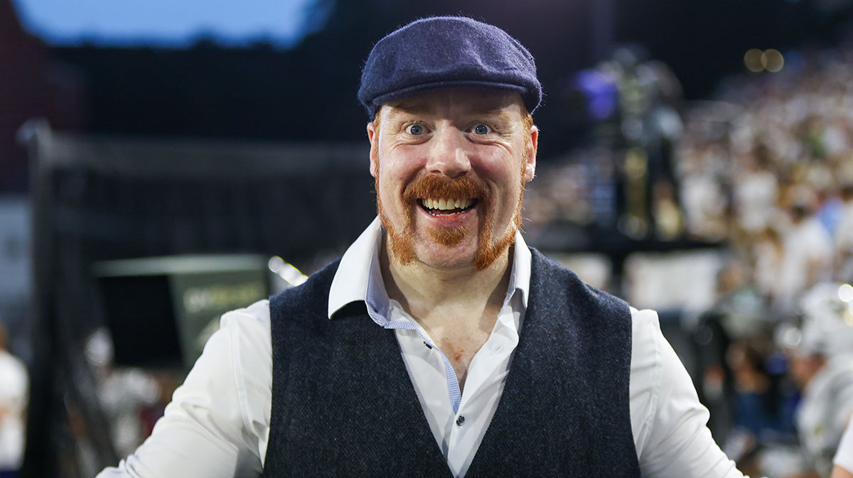 WWE star Sheamus, who believes he fixed the internet.