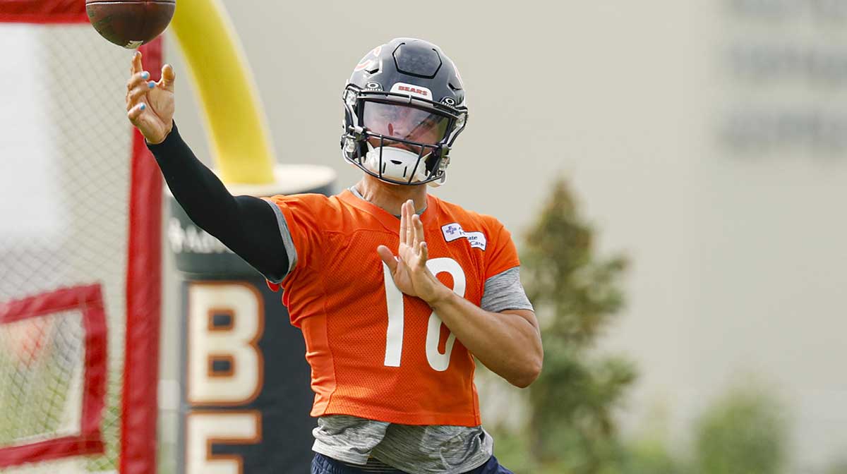 Chicago Bears quarterback Caleb Williams (18) passes the ball during training camp at Halas Hall.