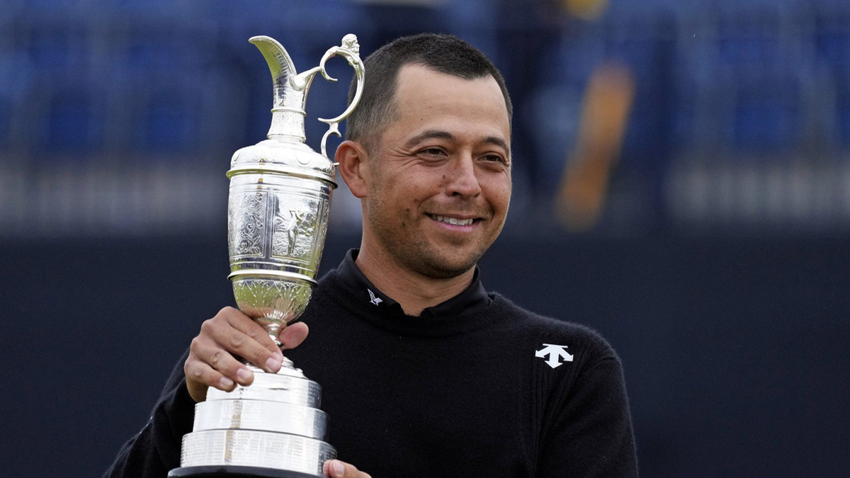 https://wp.clutchpoints.com/wp-content/uploads/2025/07/Xander-Schauffele-with-Claret-Jug.jpg