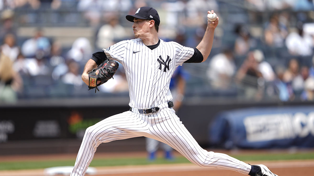 New York Yankees pitcher Max Fried (54) delivers a pitch against the Chicago Cubs during the first inning at Yankee Stadium.