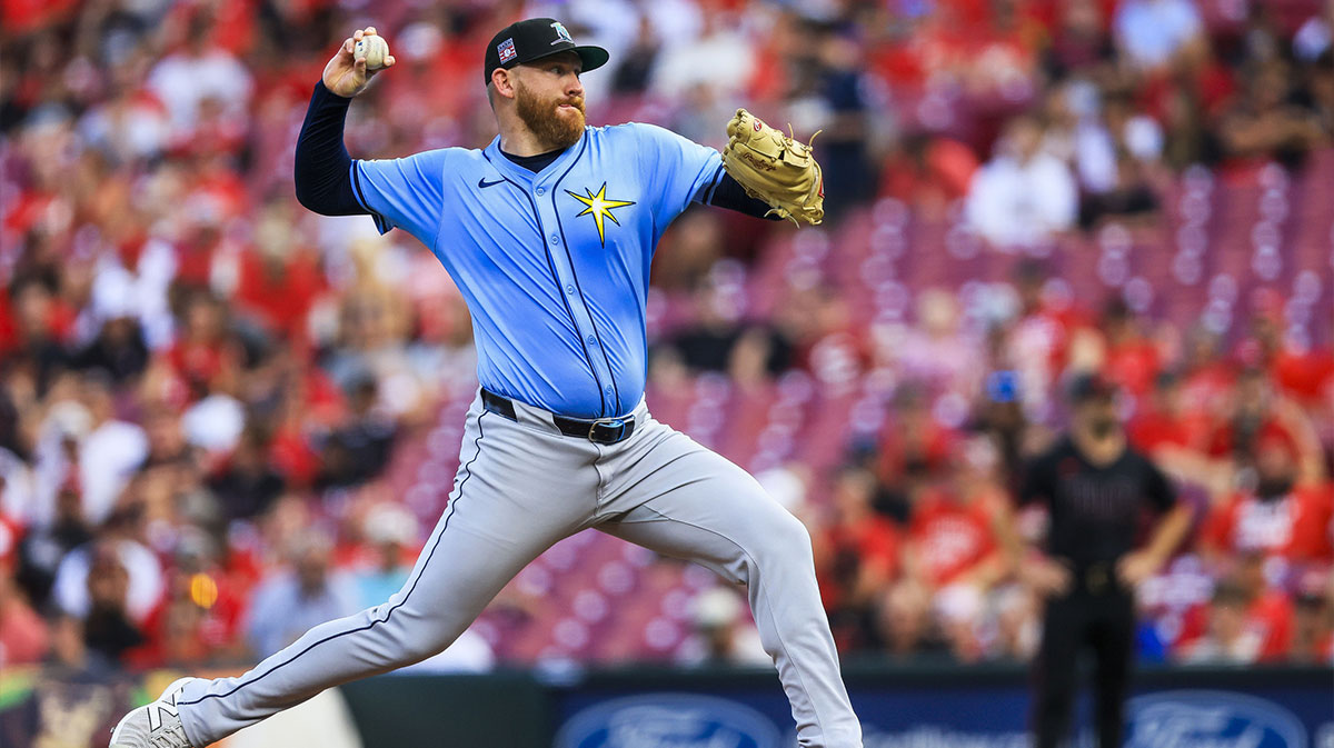 Tampa Bay Rays starting pitcher Zack Littell (52) pitches against the Cincinnati Reds in the first inning at Great American Ball Park.