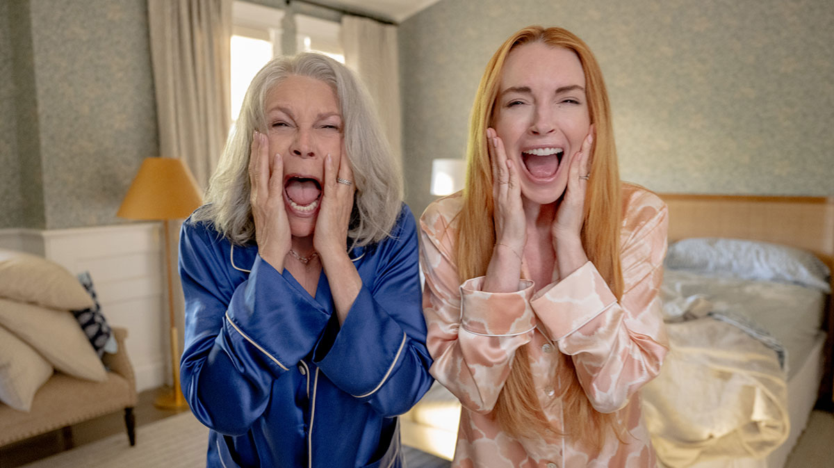 Jamie Lee Curtis and Lindsay Lohan in Freakier Friday.