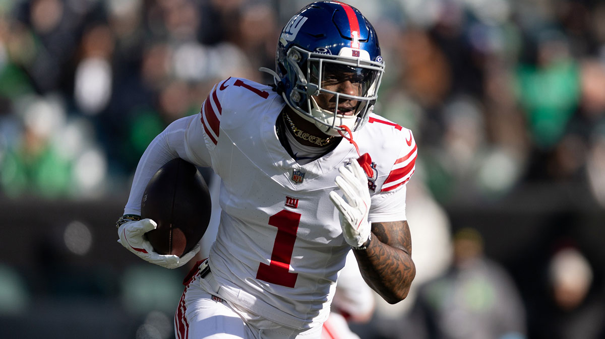New York Giants wide receiver Malik Nabers (1) runs with the ball against the Philadelphia Eagles during the first quarter at Lincoln Financial Field.