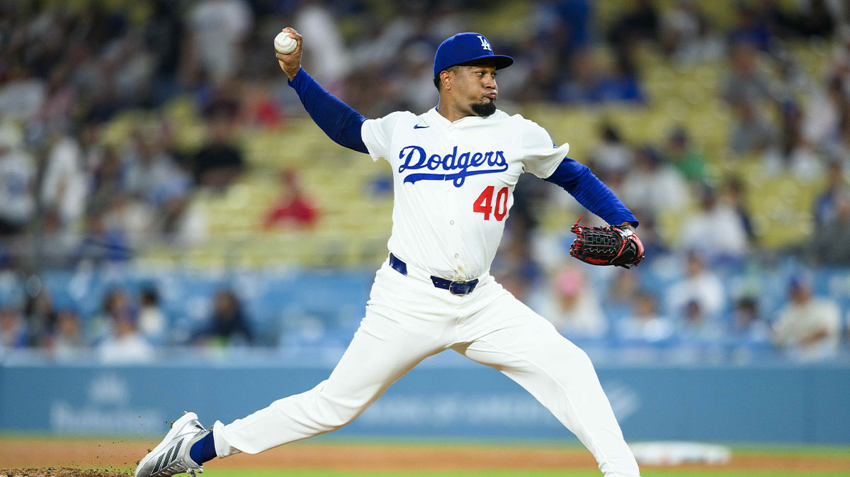 Los Angeles Dodgers relief pitcher Alexis Diaz (40) delivers during the ninth inning against the St. Louis Cardinals at Dodger Stadium.