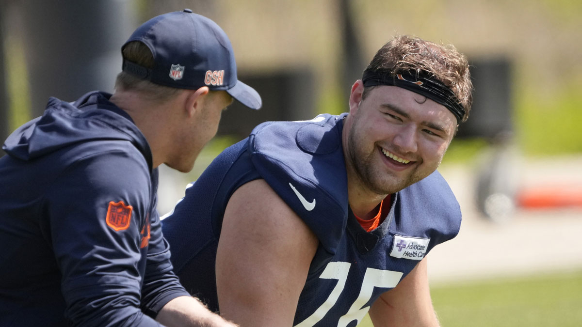 Bears news: Ben Johnson shares key position battle he's eyeing vs. Bills