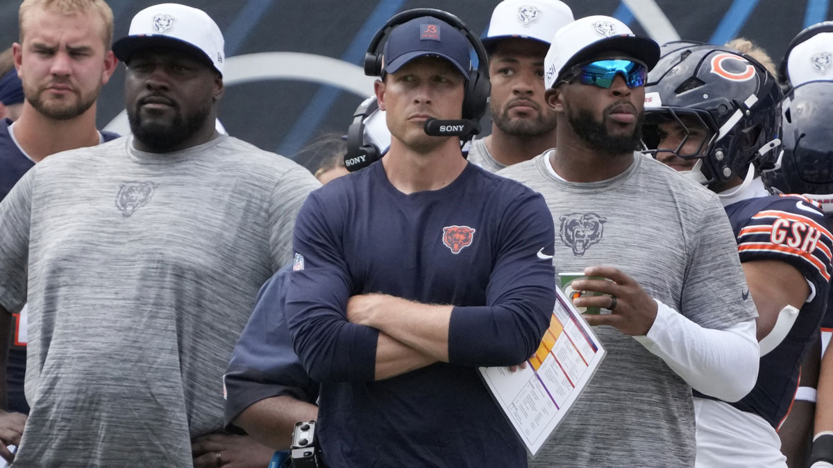 Chicago Bears head coach Ben Johnson on the sidelines against the Miami Dolphins during the first half at Soldier Field.