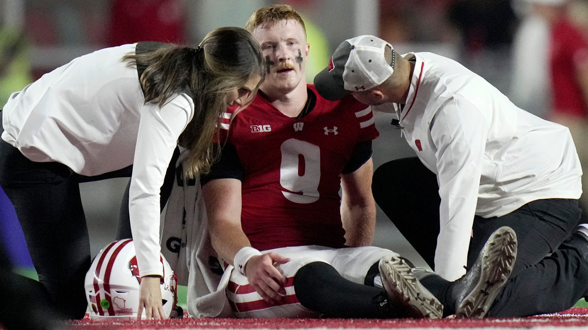 Wisconsin football HC Luke Fickell gives ‘good news’ update on Billy Edwards Jr. injury