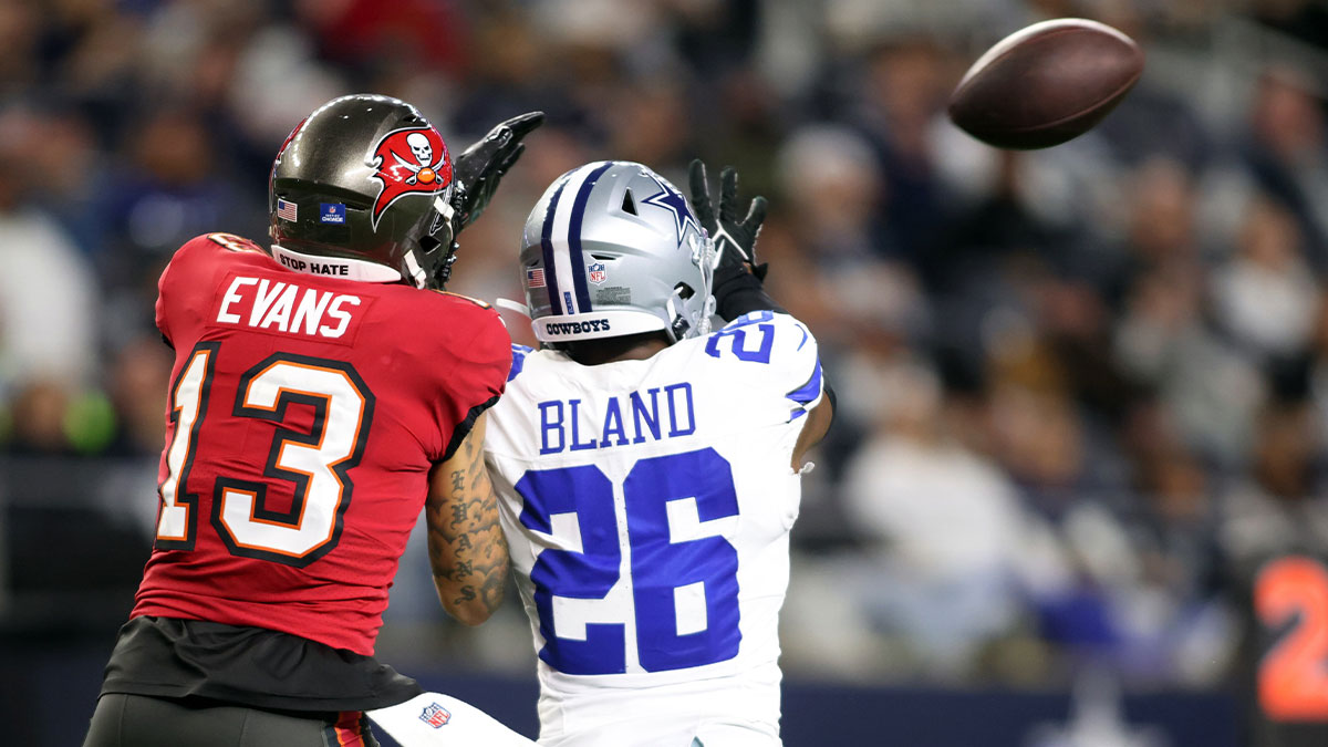 Dallas Cowboys cornerback DaRon Bland (26) defends a pass against Tampa Bay Buccaneers wide receiver Mike Evans (13) in the third quarter at AT&T Stadium.