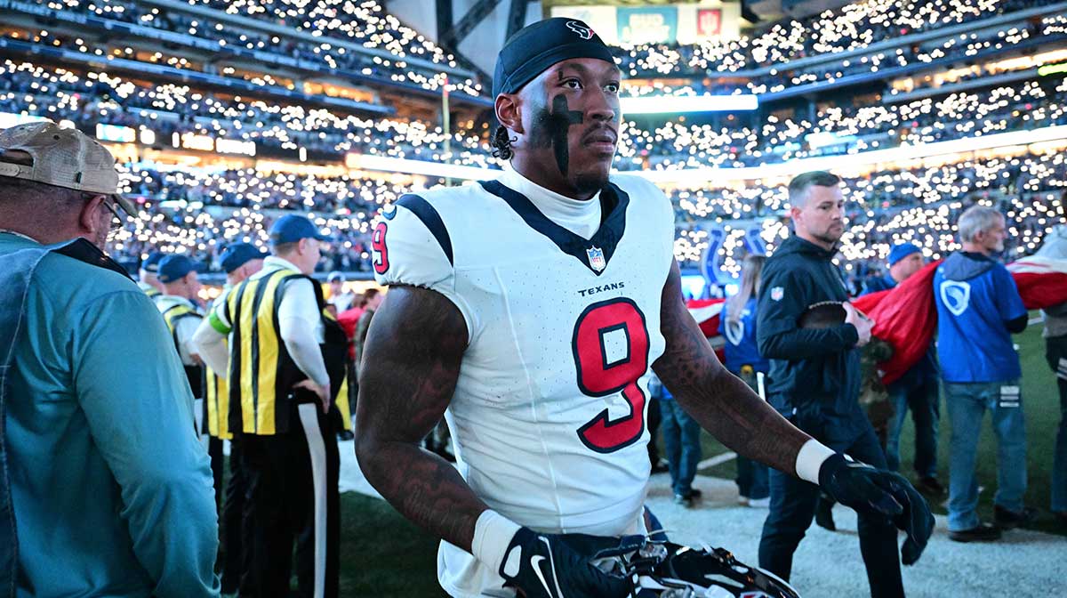 Houston Texans tight end Brevin Jordan (9) walks to the bench before a game against the Indianapolis Colts at Lucas Oil Stadium.