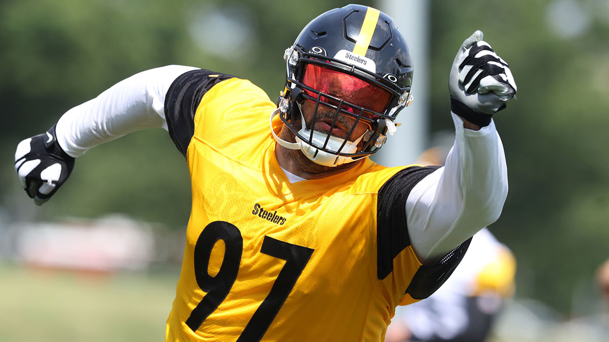 Pittsburgh Steelers defensive end Cam Heyward (97) participates in drills during training camp at Saint Vincent College.