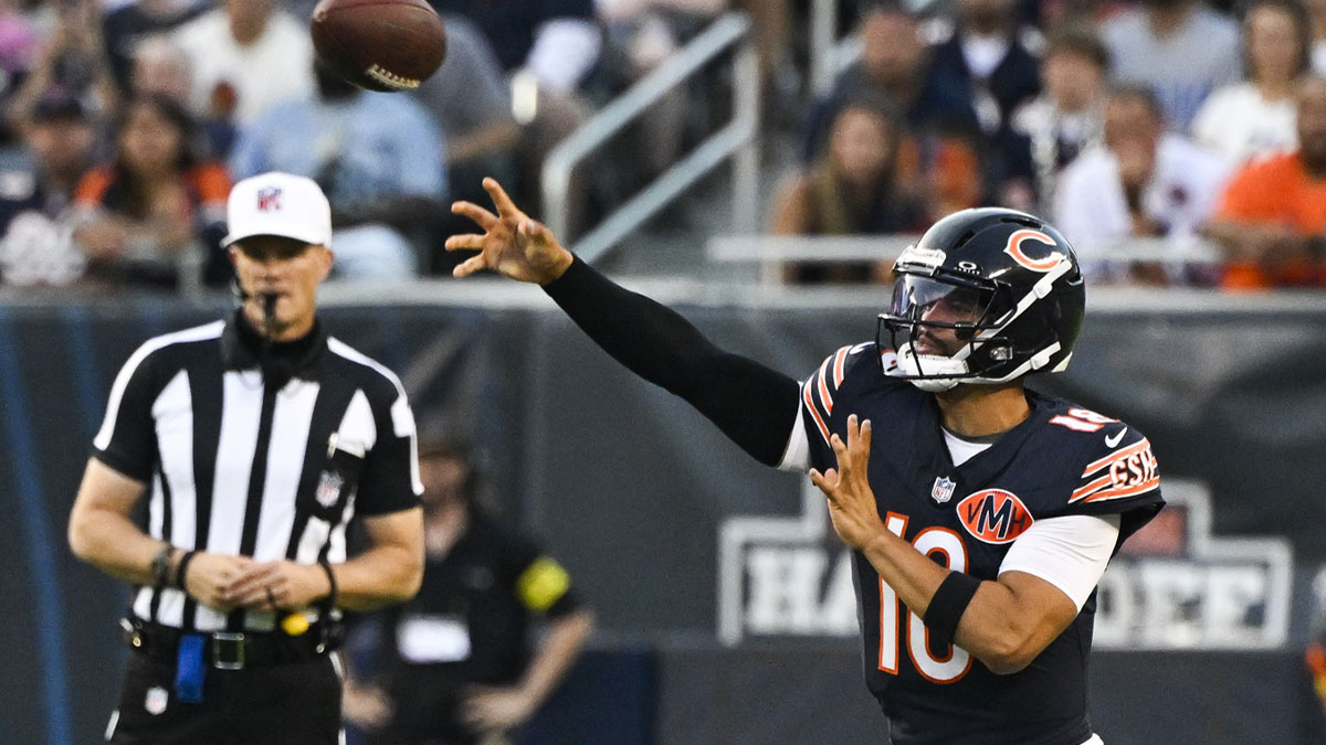 Chicago Bears quarterback Caleb Williams (18) throws the ball during the first half against the Buffalo Bills at Soldier Field.