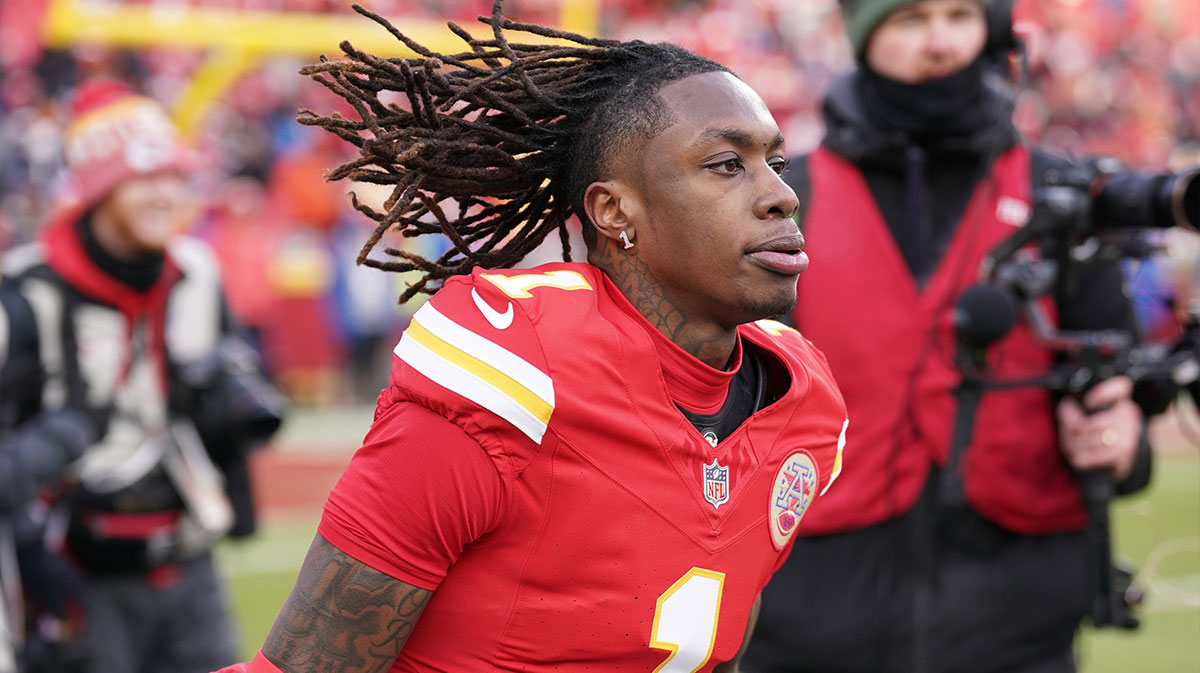 Kansas City Chiefs wide receiver Xavier Worthy (1) warms up against the Houston Texans prior to a 2025 AFC divisional round game at GEHA Field at Arrowhead Stadium.