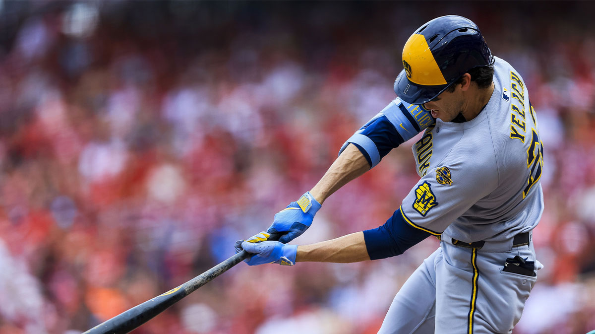 Milwaukee Brewers outfielder Christian Yelich (22) bats against the Cincinnati Reds in the ninth inning at Great American Ball Park.