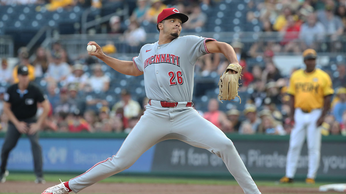 Reds place starting pitcher on IL amid Wild Card push