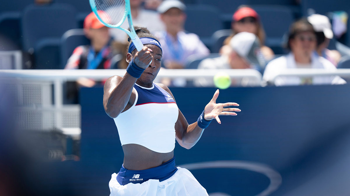 Coco Gauff, of the United States, returns to Xinyu Wang, of China, during the Cincinnati Open at the Lindner Family Tennis Center in Mason, Ohio, on Aug. 10, 2025. Mandatory Credit: © Albert Cesare/The Enquirer / USA TODAY NETWORK via Imagn Images