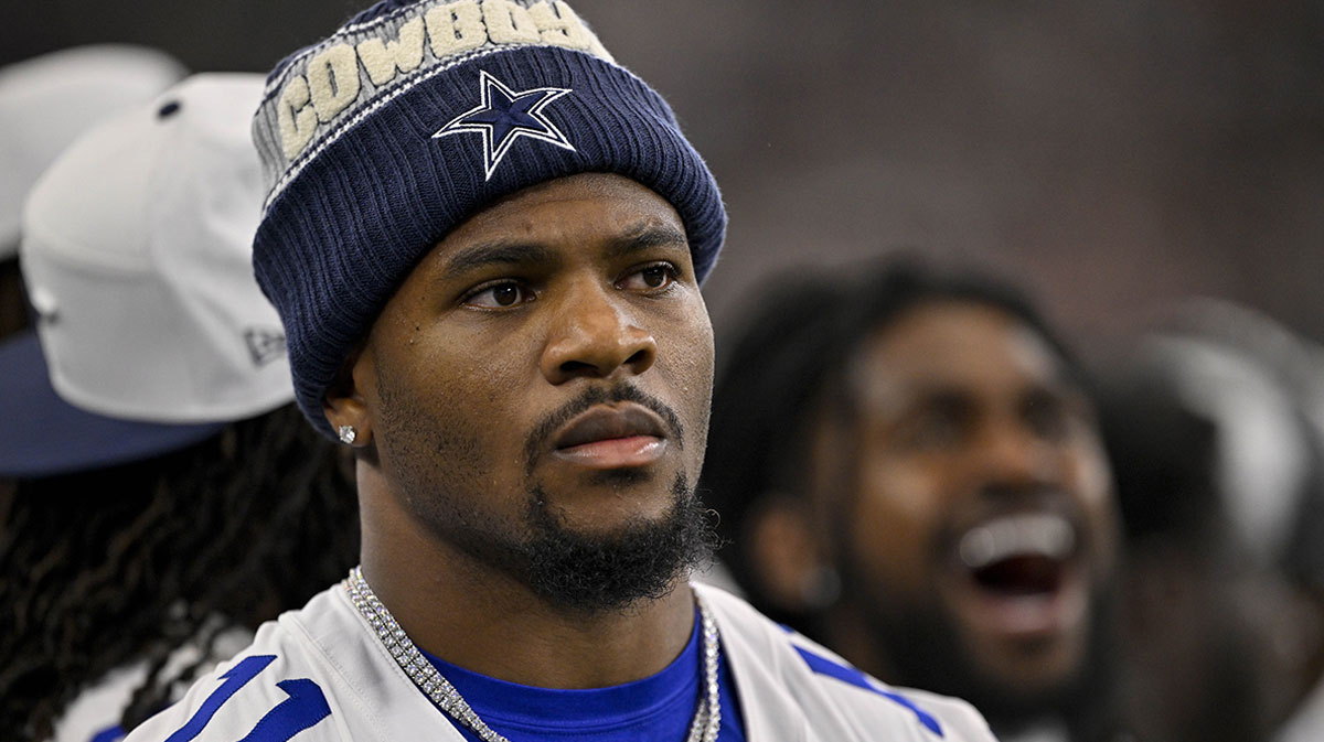 Cowboys defensive end Micah Parsons (11) looks on before the game between the Dallas Cowboys and the Baltimore Ravens at AT&T Stadium