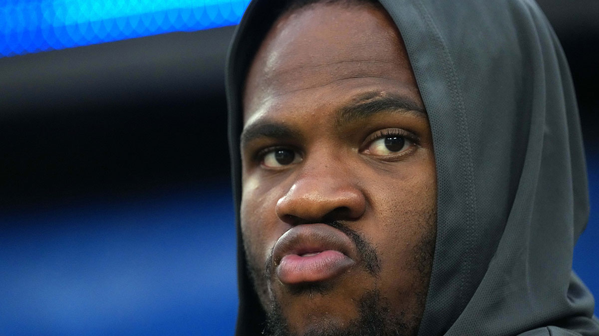 Cowboys defensive end Micah Parsons watches in the second half against the Los Angeles Rams at the SoFi Stadium